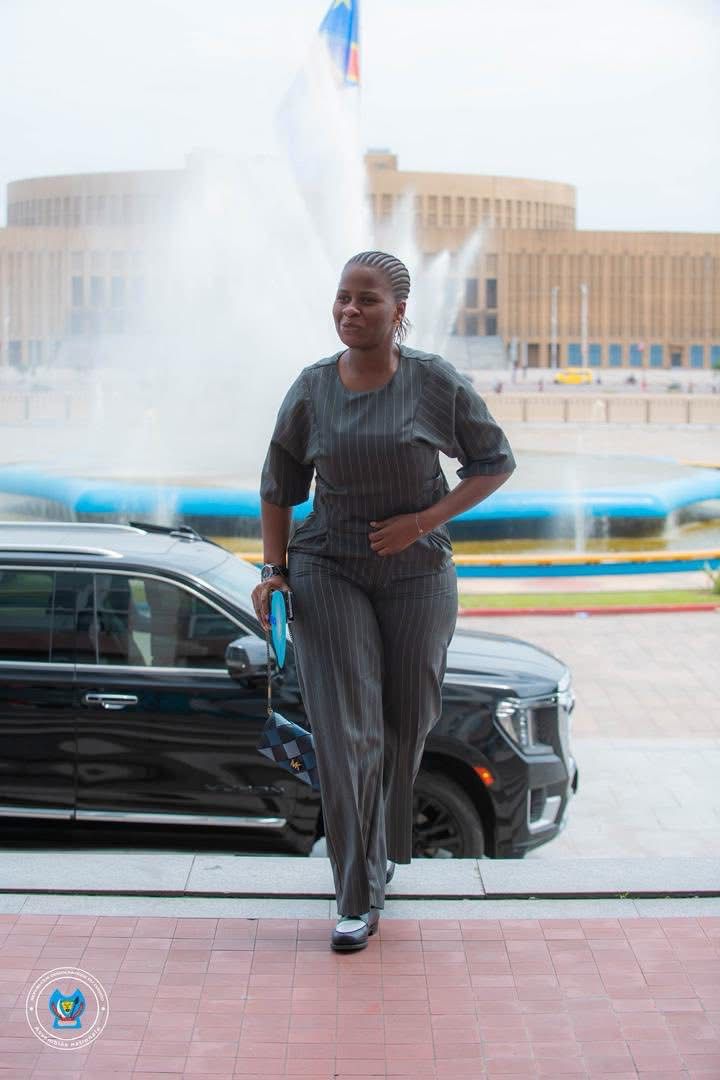 Dr Hermione Bolumbe